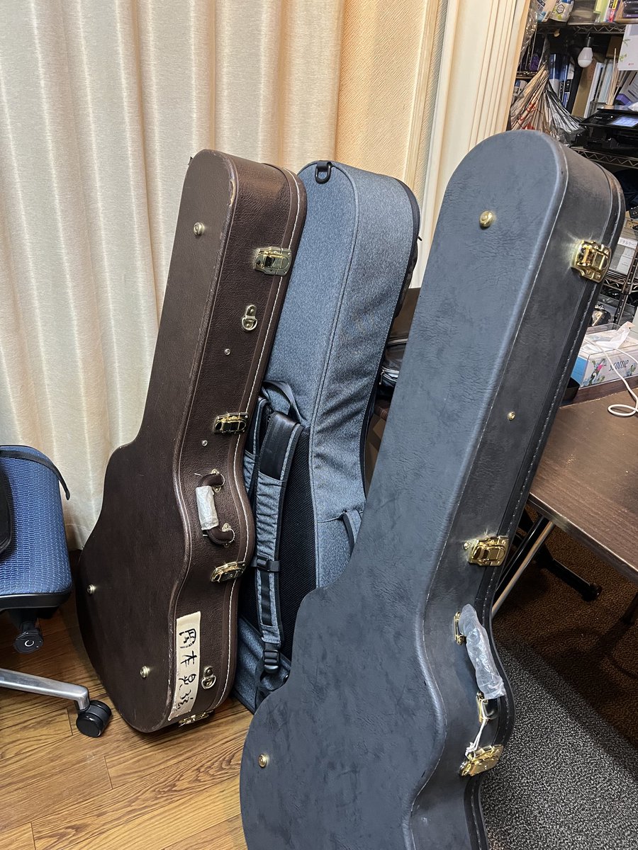 harem_band's tweet photo. ドラゴンズ交流戦三連勝。

今日はアコースティックアルバムのREC。

最近ご一緒のコストコ未体験町田のダンディー大塚さんと。 https://t.co/ID8mE7XeYb