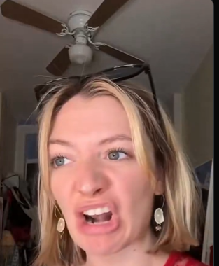 Kevster2O77's tweet photo. @The_RomaArmy shes not even correct flies arent smart enough to work together regardless of gender, male flies do however fuck when theyre bunched together https://t.co/VPChAUO4pC