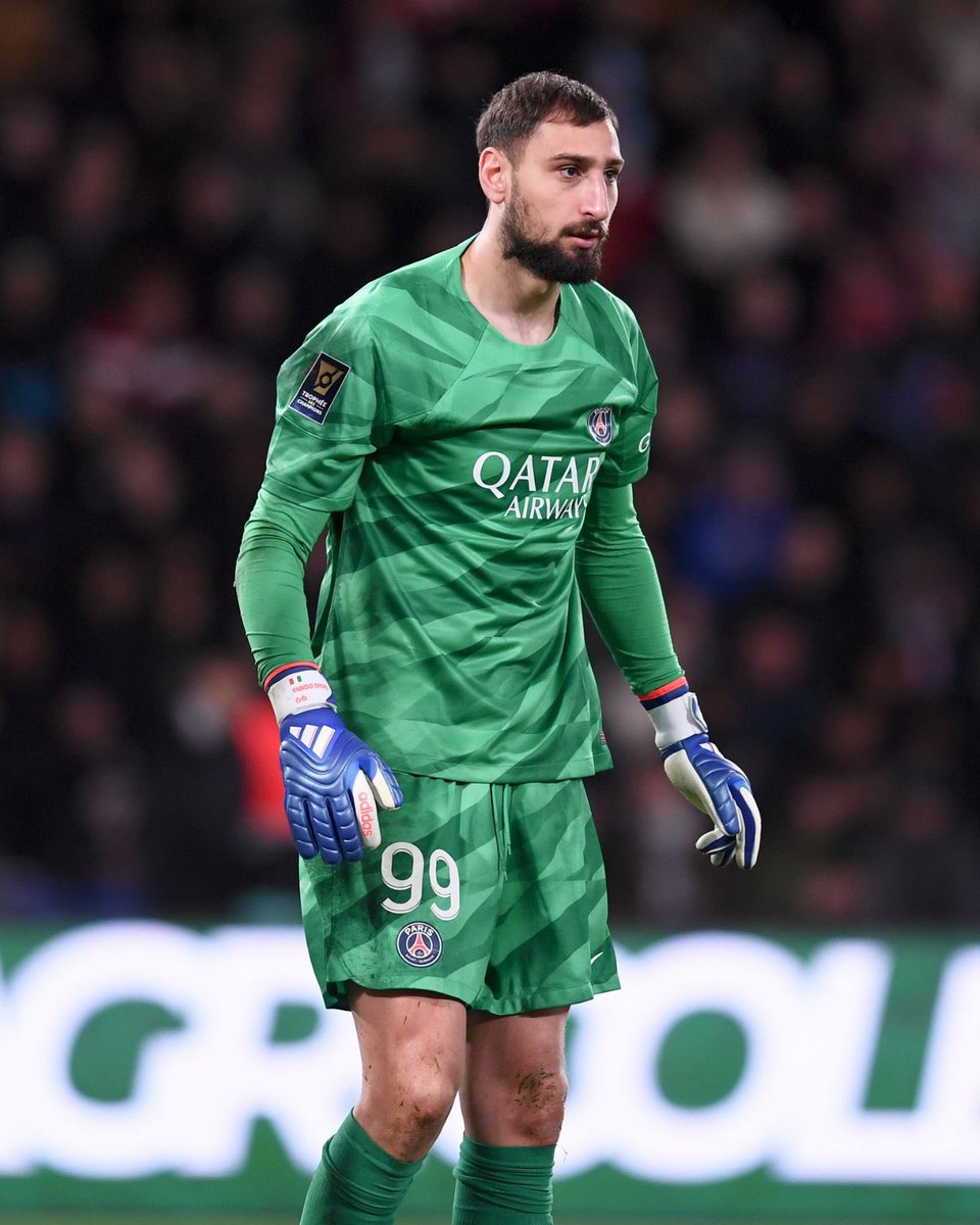 the_nomad_post's tweet photo. Last time we faced PSG Donnarumma stopped us from scoring. Even without a proper CF we created enough chances but this guy denied us access. https://t.co/Ysl7tQgZeX