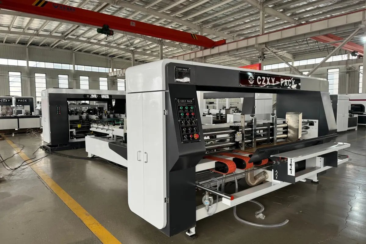 LukeXiaoyuan's tweet photo. 📦 CZXY-2600 full automatic folding gluing machine with auto feeding, folding &amp; stacking. Speed up to 300 pcs/min and box accuracy within ±3mm.

🌐 https://t.co/KzZ8xEJX6G
📧 luke@czxypack.com

#czxypack #foldinggluingmachine #boxgluingmachine #cartonmachine #corrugatedbox https://t.co/NiSK5NRuCT