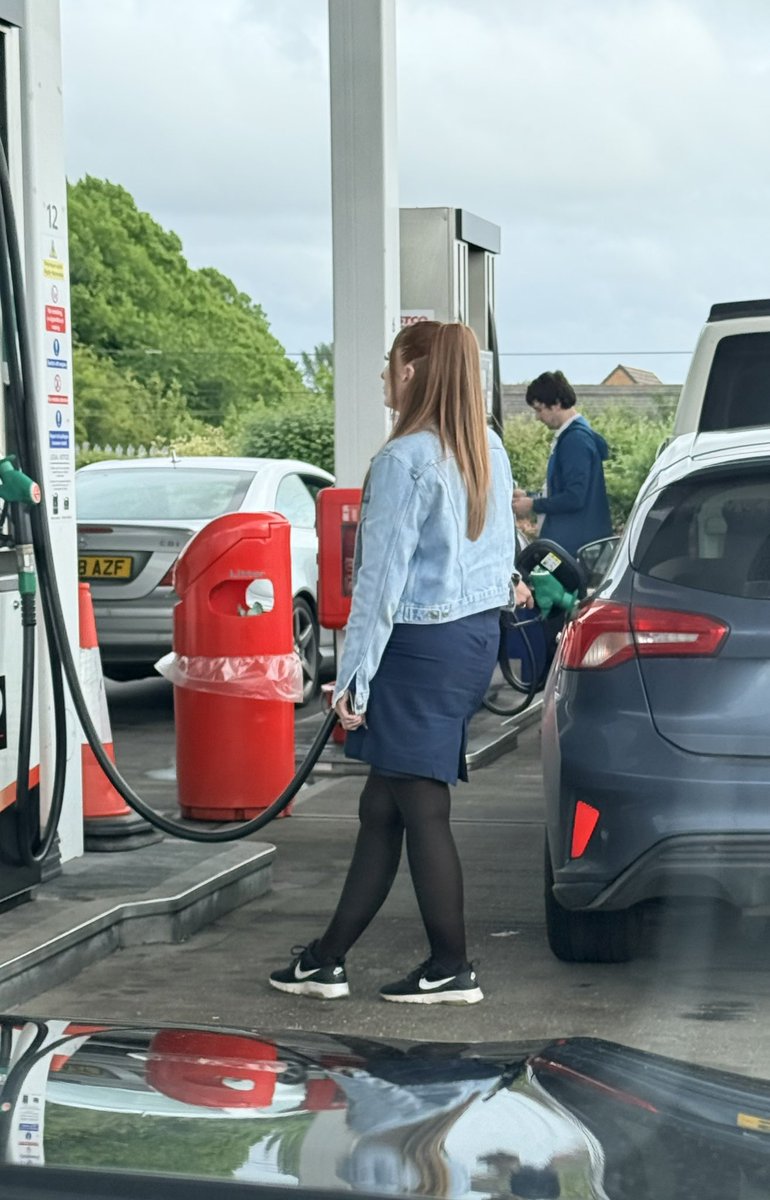 Tightsmad5mkk's tweet photo. Filling up… https://t.co/fZ17eGJfl9