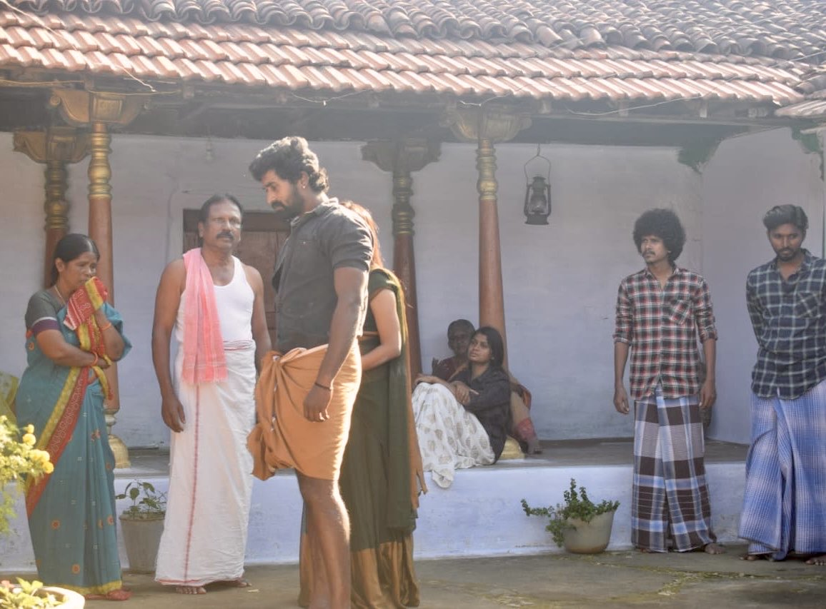 Director_Sabari's tweet photo. திருப்பூர் D.#செந்தில்குமார் மற்றும் V.R #மணிராஜா அவர்களின் தயாரிப்பில் 1.39கோடி பட்ஜெட் செலவில் #சபரிஆனந்த் ஆகிய எனது இயக்கத்தில் உருவாகி 2027ஆம் ஆண்டு வெளியாக இருக்கும் #கானகன் திரைப்படத்தின் கதாநாயகன் அன்புரிகுரிய நண்பர் #கருந்தமிழ்சூரியன் அவர்களுக்கு பிறந்தநாள் வாழ்த்துக்கள். https://t.co/1KB2m95OfX