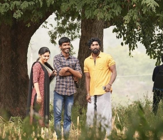 Director_Sabari's tweet photo. திருப்பூர் D.#செந்தில்குமார் மற்றும் V.R #மணிராஜா அவர்களின் தயாரிப்பில் 1.39கோடி பட்ஜெட் செலவில் #சபரிஆனந்த் ஆகிய எனது இயக்கத்தில் உருவாகி 2027ஆம் ஆண்டு வெளியாக இருக்கும் #கானகன் திரைப்படத்தின் கதாநாயகன் அன்புரிகுரிய நண்பர் #கருந்தமிழ்சூரியன் அவர்களுக்கு பிறந்தநாள் வாழ்த்துக்கள். https://t.co/1KB2m95OfX