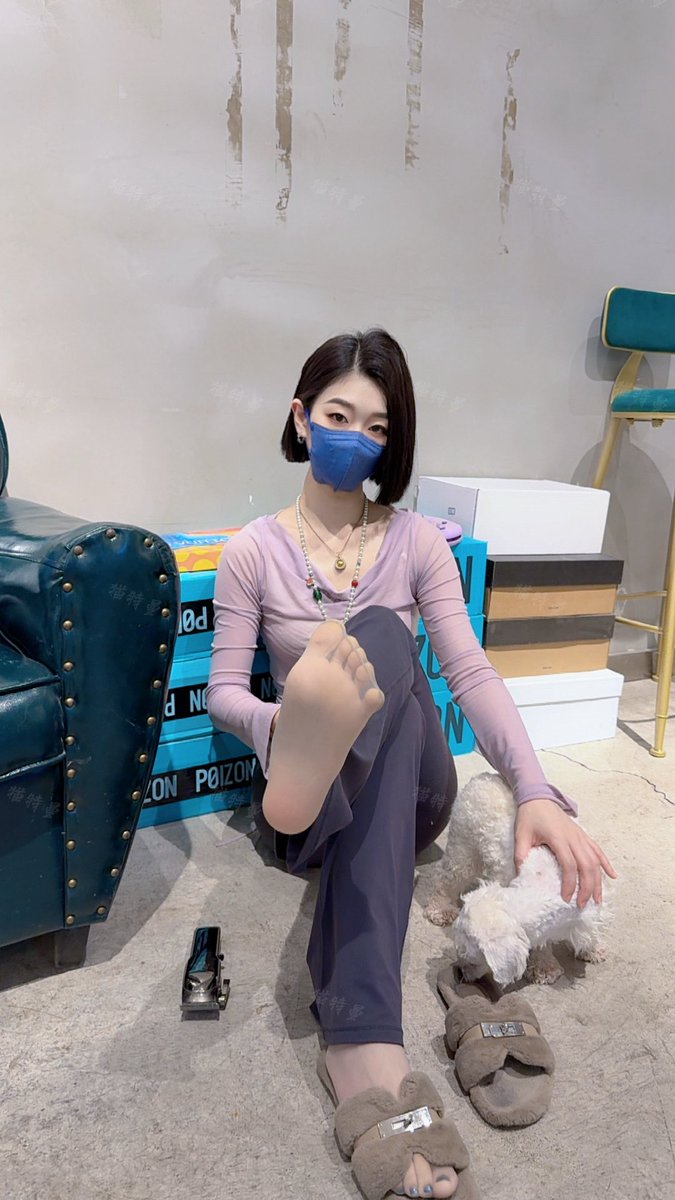 CatMan1228's tweet photo. 媳妇这双灰丝真酸 现货可发 想要的抓紧 主页过🚪 https://t.co/vOgoJUWalV