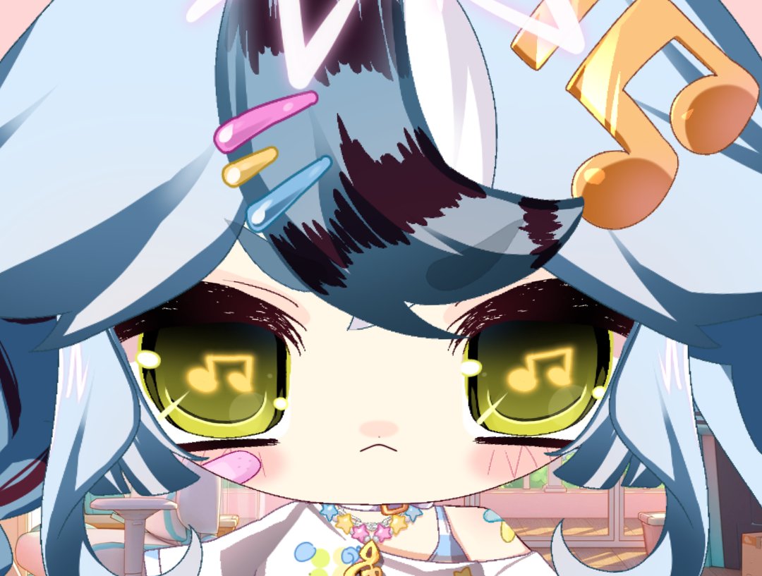 _cherryuri's tweet photo. she is angry because you ate all the popcorn ( she needs at least one bag a day to survive) https://t.co/4cZjyF90Is