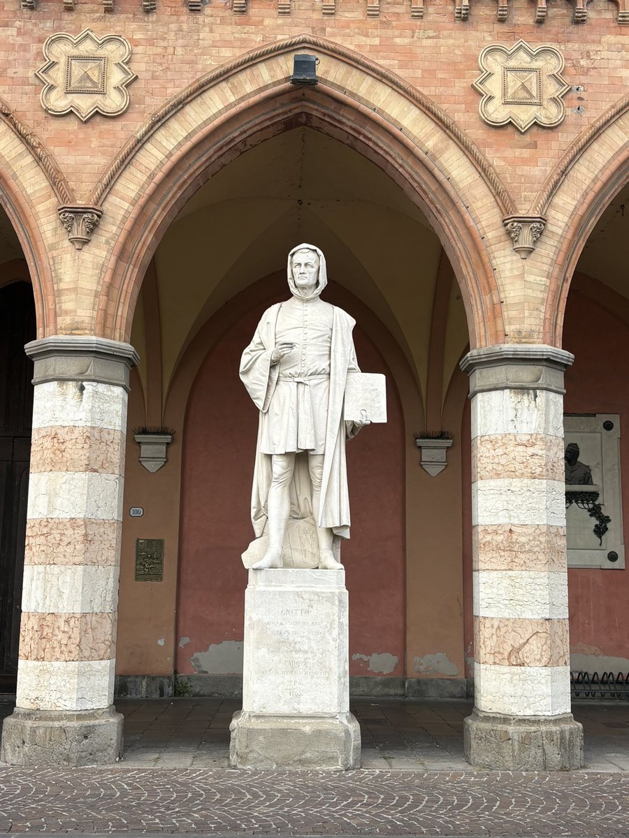 BatiResim's tweet photo. Padova

+ https://t.co/juRevZRrl8
