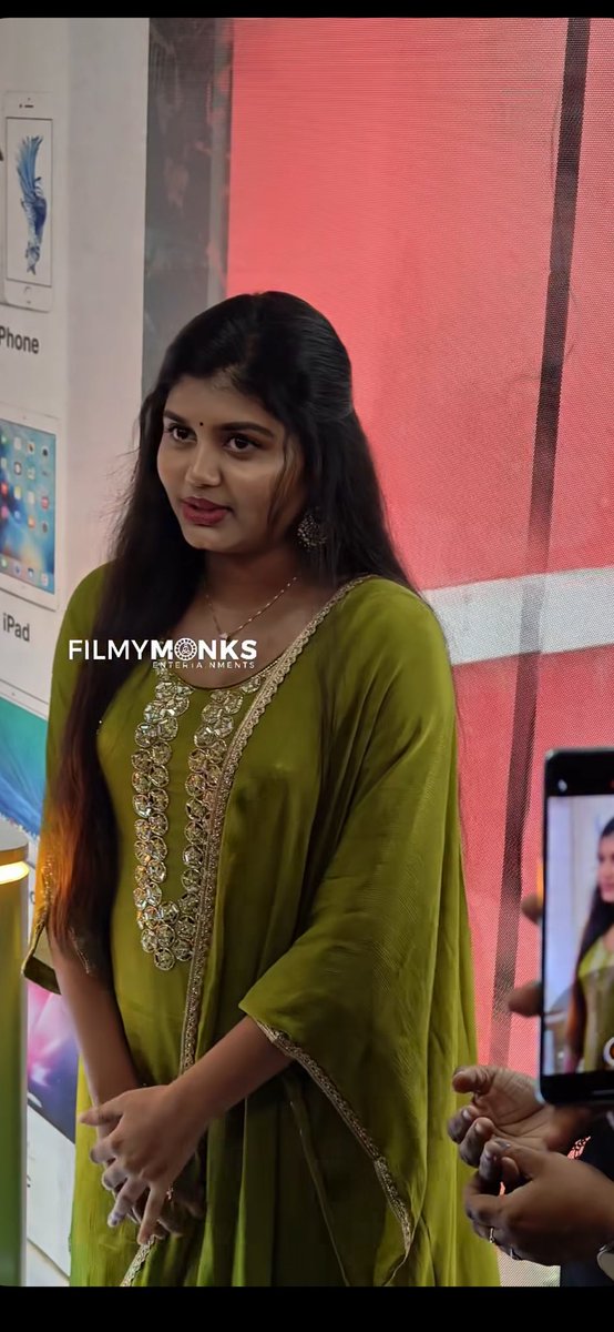nishamoody98's tweet photo. Ufff🥵🍑Mallu thevidiya Munda nivi🍑🥵Odambu moonjium nalla peruthuruchu🥵🍑🍌💦Molai mottu🥵 Moodu Moonji🥵🍑🍌💦 https://t.co/hjJQQSuS2W