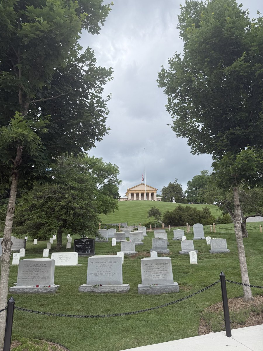 wmsdc2021's tweet photo. On hallowed ground #Arlington https://t.co/wUJezmHU4c