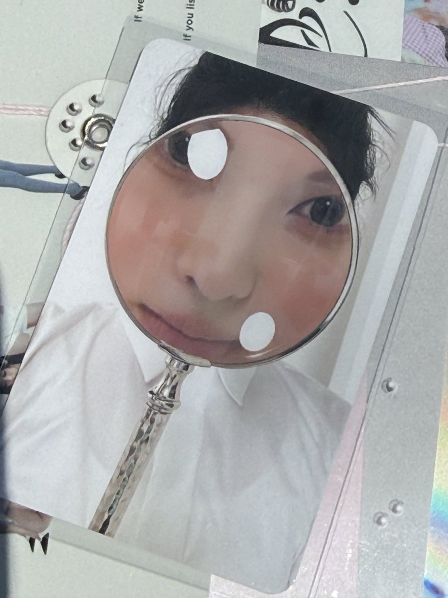 seut_hw's tweet photo. 화제의 메이크스타 예판 미공포 배이 ㅋㅋㅋㅋㅋ
진솔이 포카 중에 최애임ㄹㅇ 

엔믹스 멬스 포카 https://t.co/mROJXrWm0w