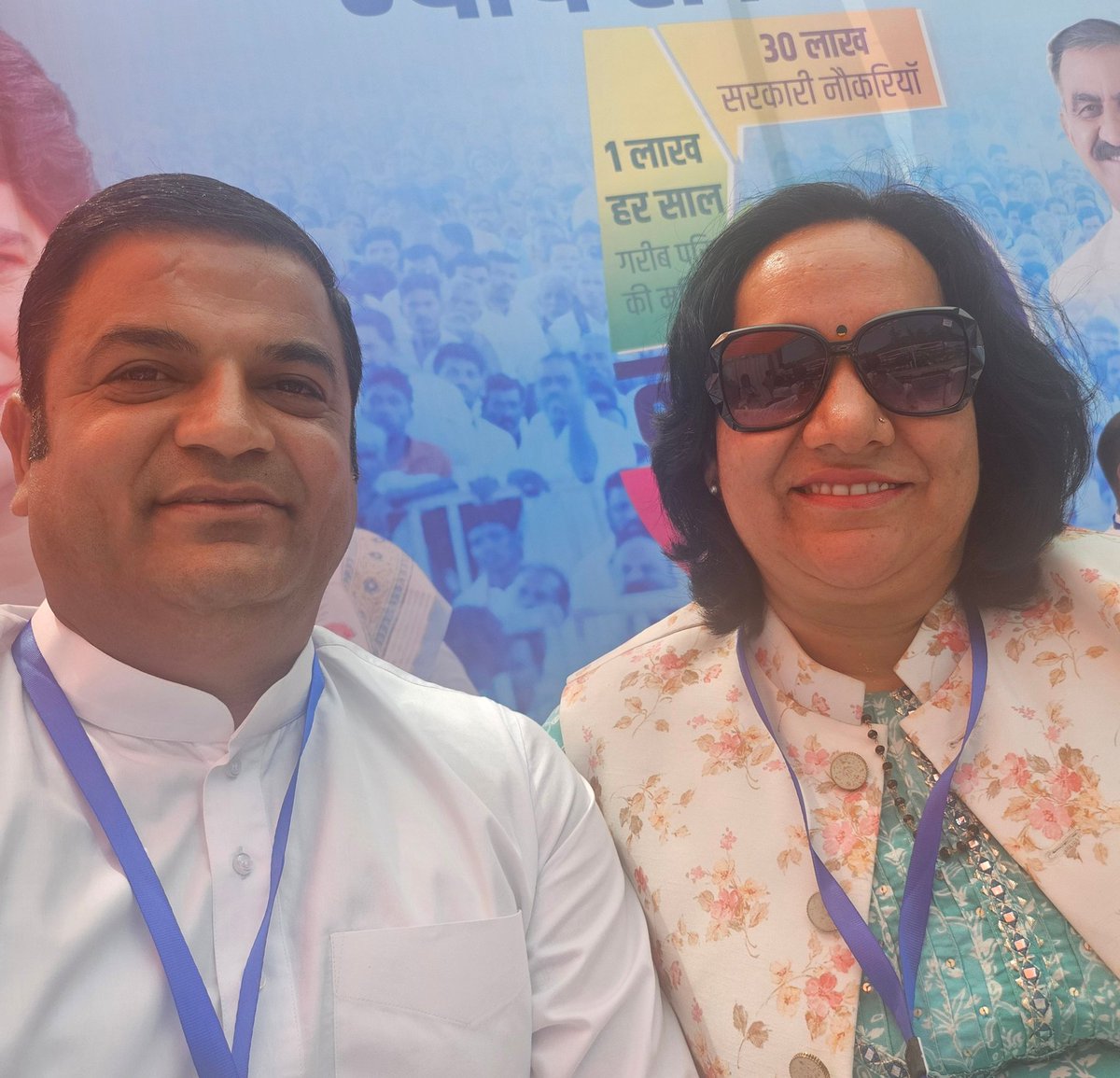 BalbinderBablu's tweet photo. जिला कांग्रेस कमेटी मंडी की अध्यक्षा, तेजतर्रार काँग्रेस नेत्री एवं हमारी प्रिय बड़ी बहन श्रीमती चंपा ठाकुर जी को जन्मदिन की हार्दिक बधाई एवं शुभकामनाएं ll
ईश्वर से आपके दीर्घायु, उत्तम स्वास्थ्य और मंगलमय भविष्य की कामना करते हैं l https://t.co/ab2sNFiIJG