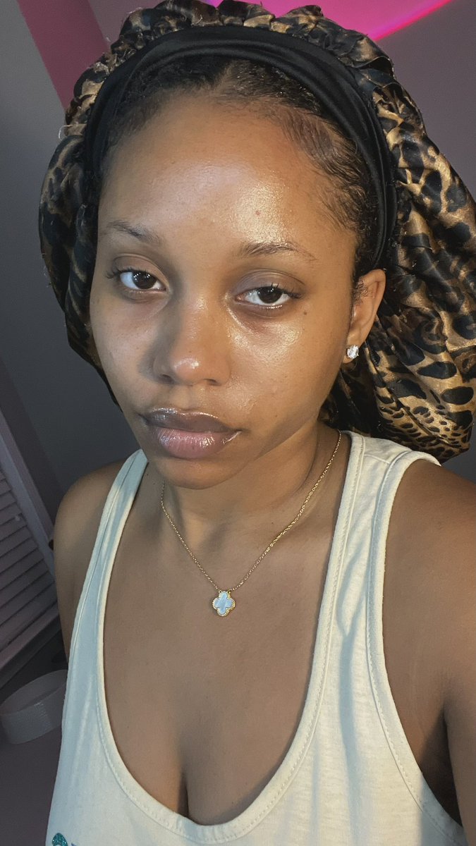 Niabear_'s tweet photo. fresh face https://t.co/UlKOh3C2aI