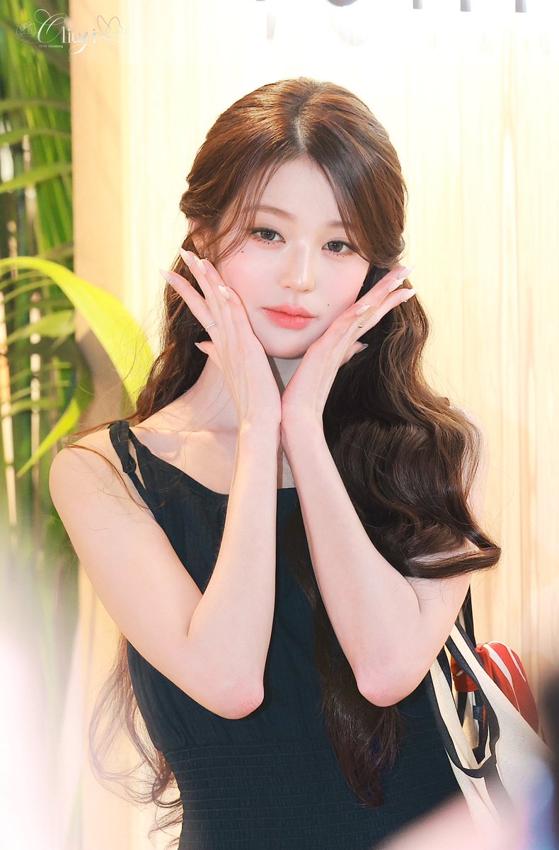 Oliuyi_0831's tweet photo. 260529💕

 #아이브 #IVE #장원영 #JANGWONYOUNG #원영 #WONYOUNG #ウォニョン https://t.co/ZhPLZaYuz3