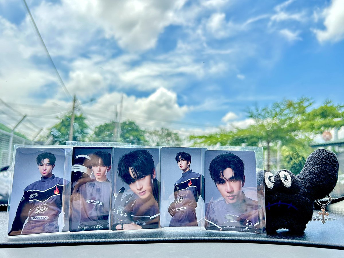 กาตุ่ยบนดาวจูปิเตอร์ ꪔ̤̮ tweet media
