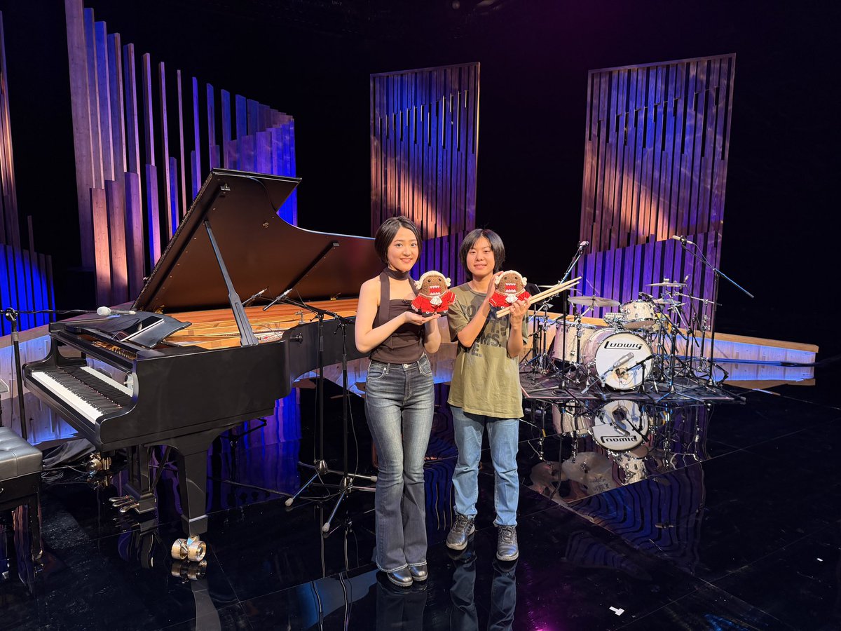 yoyokadrums's tweet photo. 【情報解禁】
NHK BS「8Kプレミアムコンサート」
私たちの1時間の編集なし一発勝負の臨場感あるパフォーマンスを8Kの美しい映像と音でお届けします。

放送日: 7月3日（金）16：00から
出演: YOYOKA(ドラム)＆ Ai Furusato（ピアノ） https://t.co/BGO4msExof