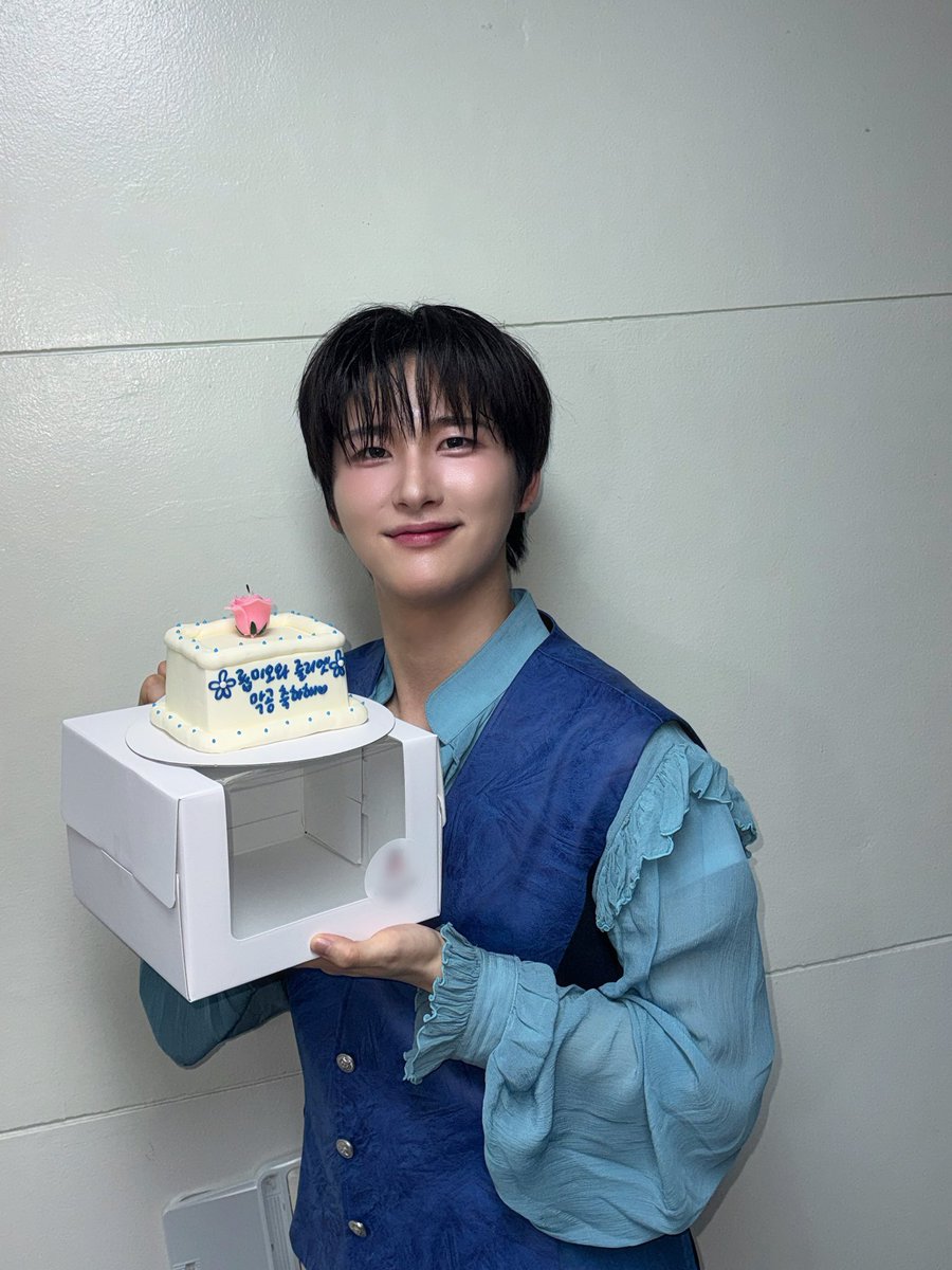 KBS WORLD Enternews tweet media