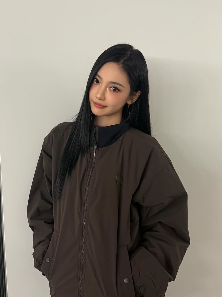 dafffodeal's tweet photo. @sinceleryjen @luvivette Hello! I’m Narcissa Indurasmi Adisatrio. I’m half 🇮🇩 from my father’s side and 🇯🇵🇨🇳 from my mother’s side. I was born in 1998, and lately I’ve been interested in expanding my social circle and meeting new people from different backgrounds. https://t.co/oy58pbfbjg