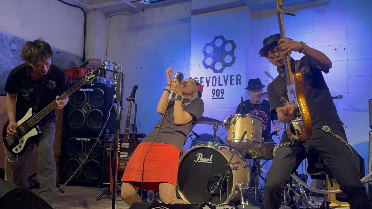 DUSTBABY6's tweet photo. 2026年5月24日(日)
@REVOLVER
『IYPpresents
Voice of Energy Vol.19～ 鬼頭径五 (Soulshine)ソロLIVE in Sapporo 2026 day2 』

live photo むぎちゃん様 https://t.co/SKRYlx8WBO