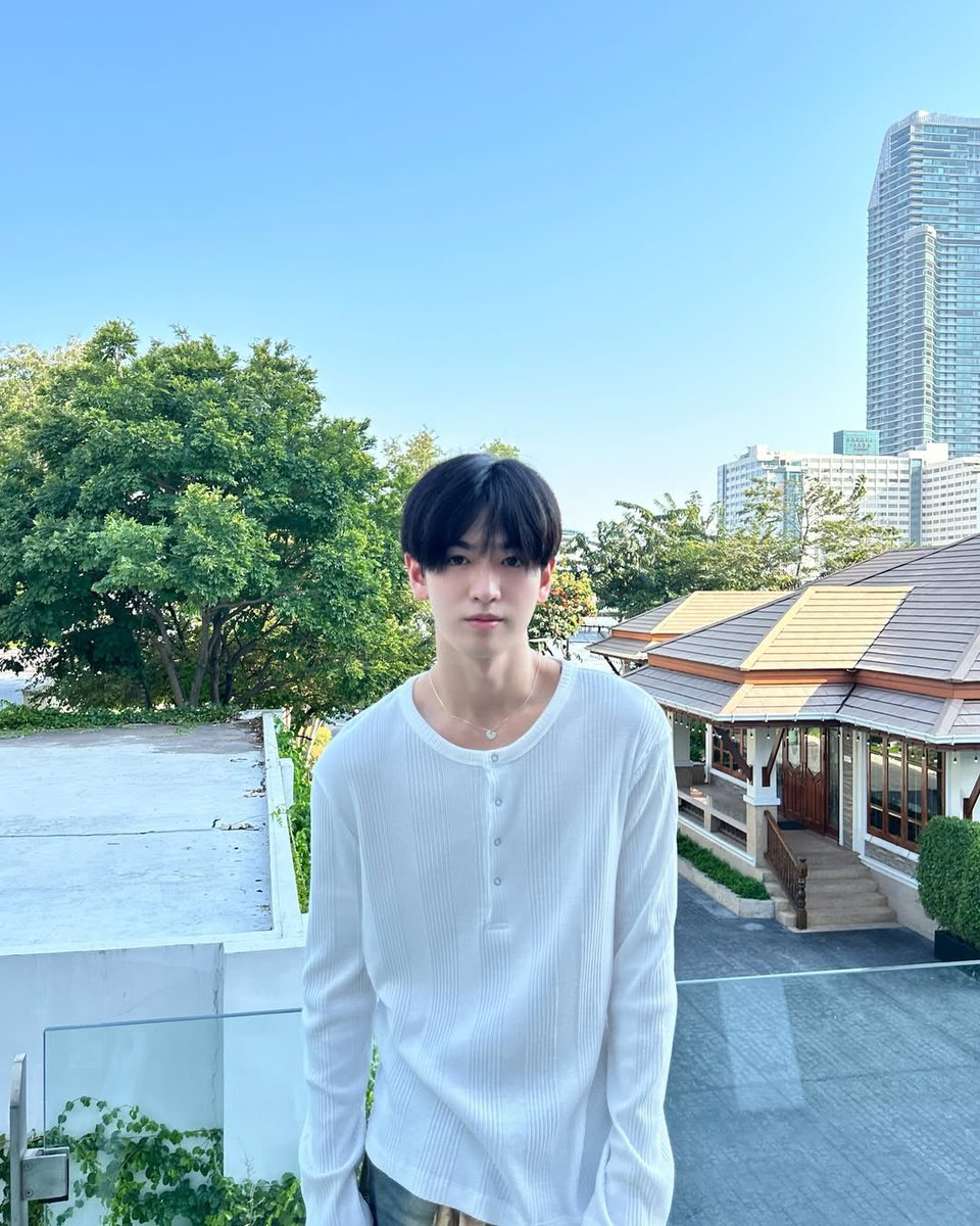 meowrurubun's tweet photo. เสื้อก็เคะ คนก็เคะ 🐰🤍 https://t.co/3WgObAMaCp