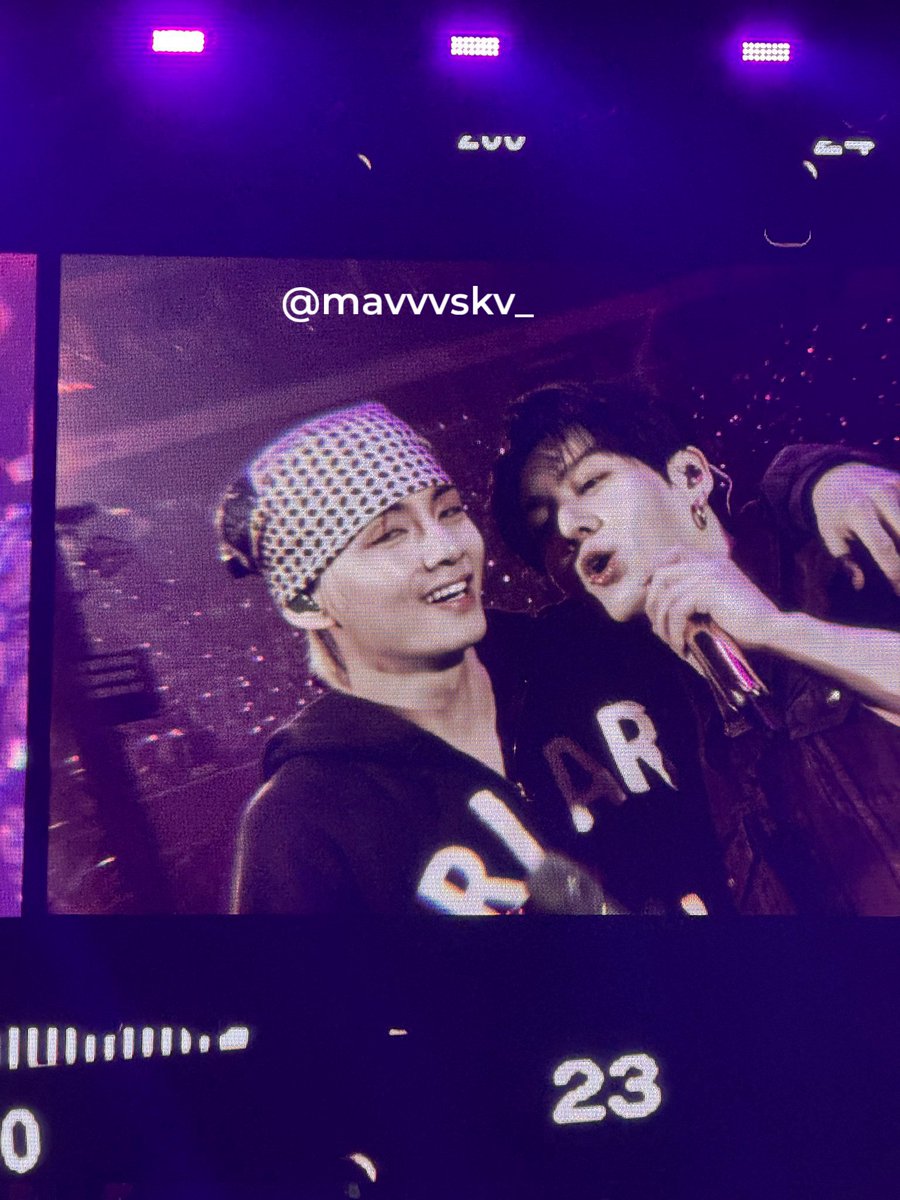 kthjjg's tweet photo. OH TAEKOOK 😭😭😭 https://t.co/ULb8bj8WjU