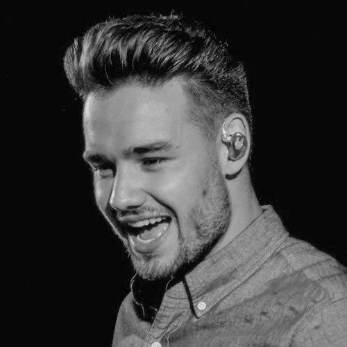 TinaS71's tweet photo. There’s so much joy around music right now.
Albums finding their audience, fans creating memories that will last forever.
And still, we continue holding space for LP2.
Always here supporting Liam with all our hearts.
#ReleaseLP2 #KeepLiamsLegacyAlive #LetsDoThisForLiam #HonoringLiam #LoveYouLiam #LiamPayne #ZaynMalik #KeepFightingForLiam #KeepFightingForLP2