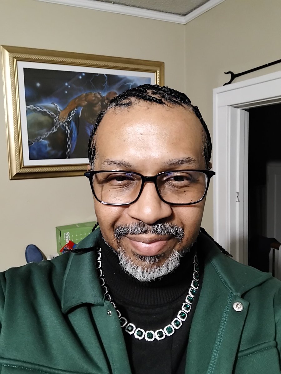 pgbrogdon73's tweet photo. Green https://t.co/0pYiTnysYo