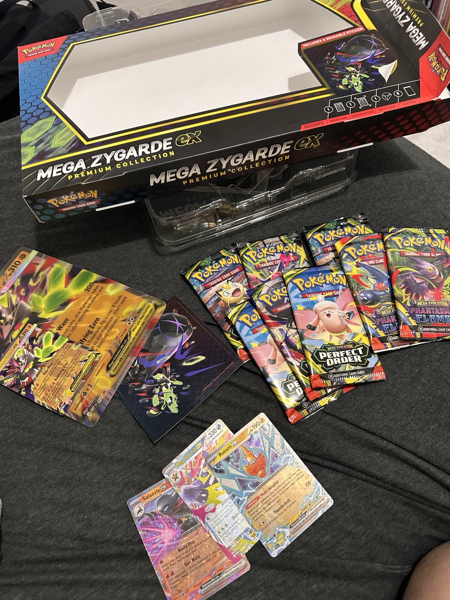 JustInTimeRey's tweet photo. This is a joke. More like Perfect Zero. #PokemonTCG https://t.co/6xjhONz5xF