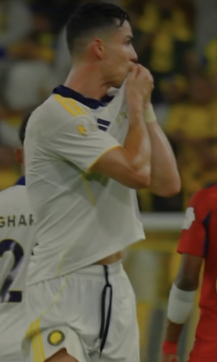 ll_ffz's tweet photo. @j_aw_15 ردود الغبنة من هالصورة 😜😜😜😜😜😜😜😜😜😜😜🤣🤣🤣🤣🤣🤣 🤣🤣🤣🤣🤣🤣 الطواقي مساكين للحين يصيحون من الألم والقهر 😌😌😌😌😌😌 https://t.co/zvKIXcZ0te