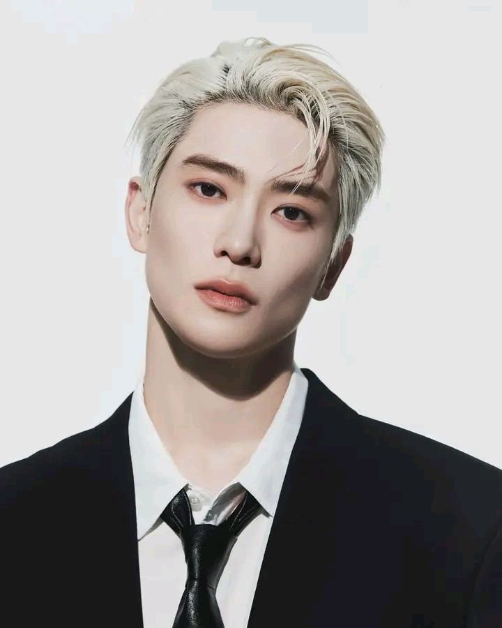 Jeong_mimi0_0's tweet photo. Mute                                                     Mono https://t.co/AwKdoY2Ujx