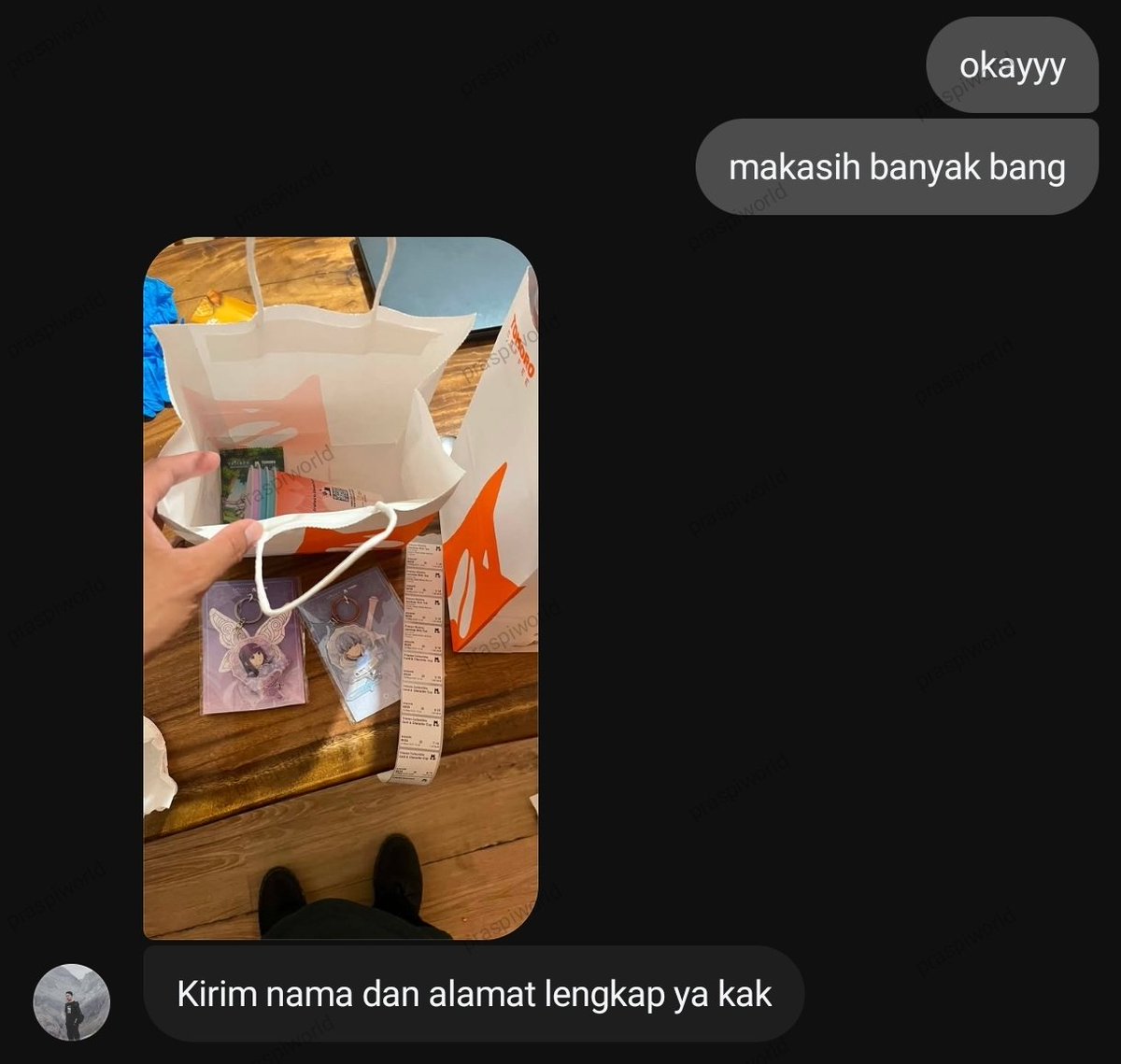 praspiworld's tweet photo. sharing kemarin. ganci himmel dan frieren ungu udah abis skrg :/ untung sempet beli https://t.co/jjzUk3LLR7