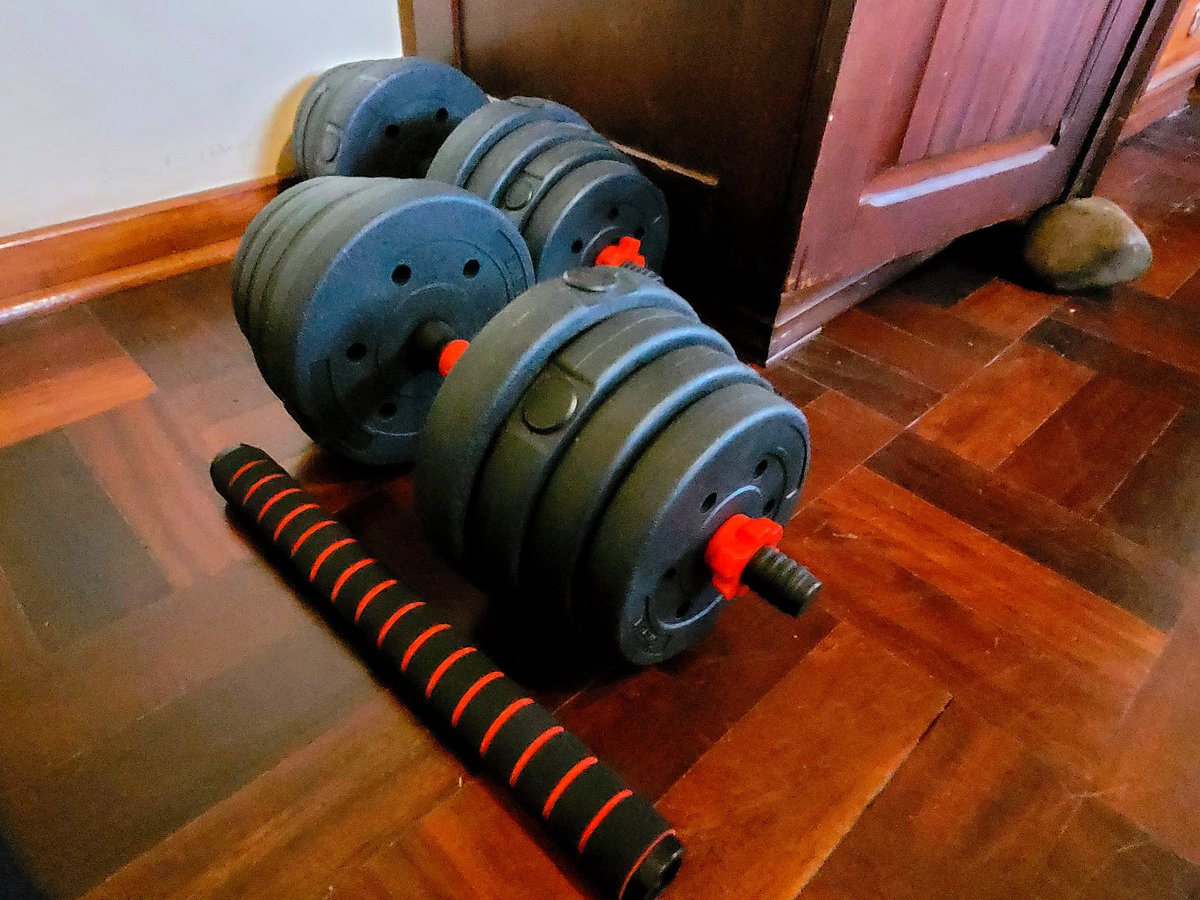 ZuvaShava's tweet photo. For sale
30kg Adjustable dumbbells. Used. Excellent condition. $30

Inbox or whatsapp 0779911804 https://t.co/qceGEluPUU
