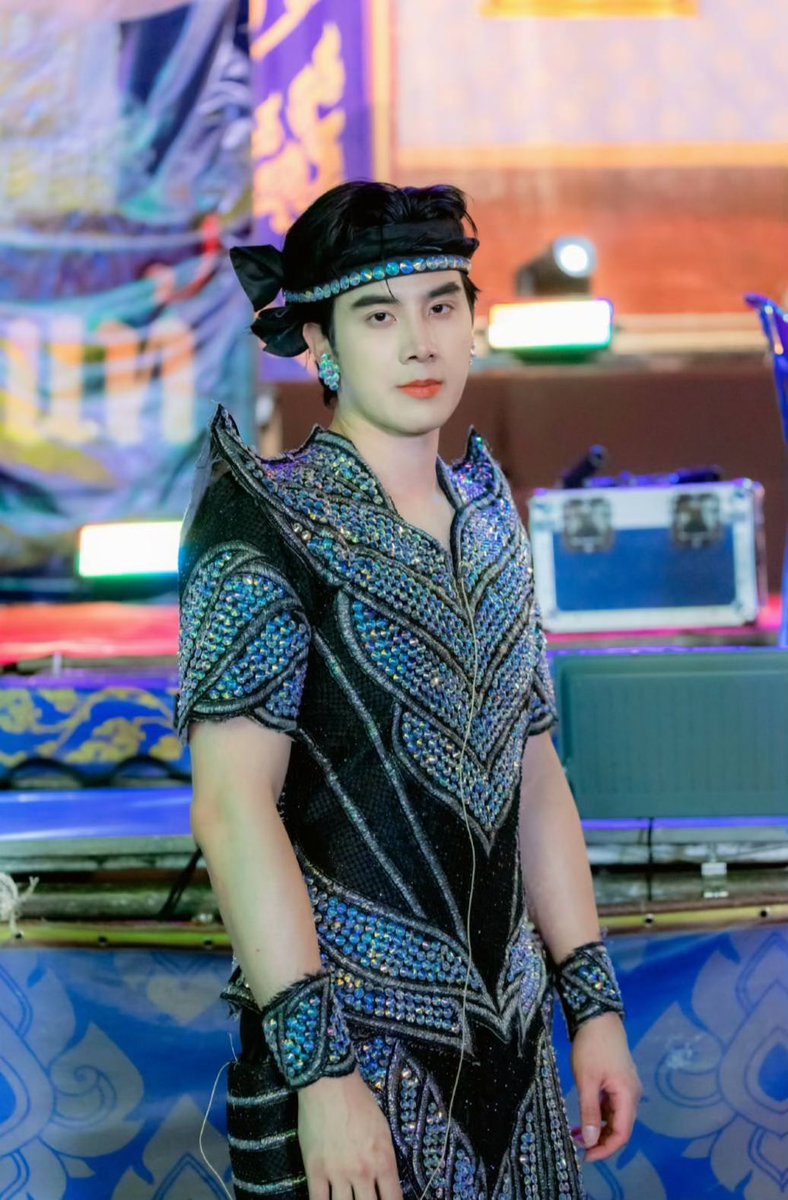 MP_RIGHTHERE's tweet photo. อย่าลืมมาดูพระรองคนนี้นะคับ 🫣✨

คืนนี้ ซีรีส์ ‘เพชรประกาย’ ตอนที่ 12 💎✨
เวลา 19.00 น. รับชมได้ที่ #TrueVisionsNOW ที่เดียว

💎โหลดแอปที่
https://t.co/PhJMCNuLzq

#เพชรประกายซีรีส์
#BLINGBLINGTHESERIES
#COPYABANGKOK
#MARKPOOM https://t.co/LTf17sTBoH