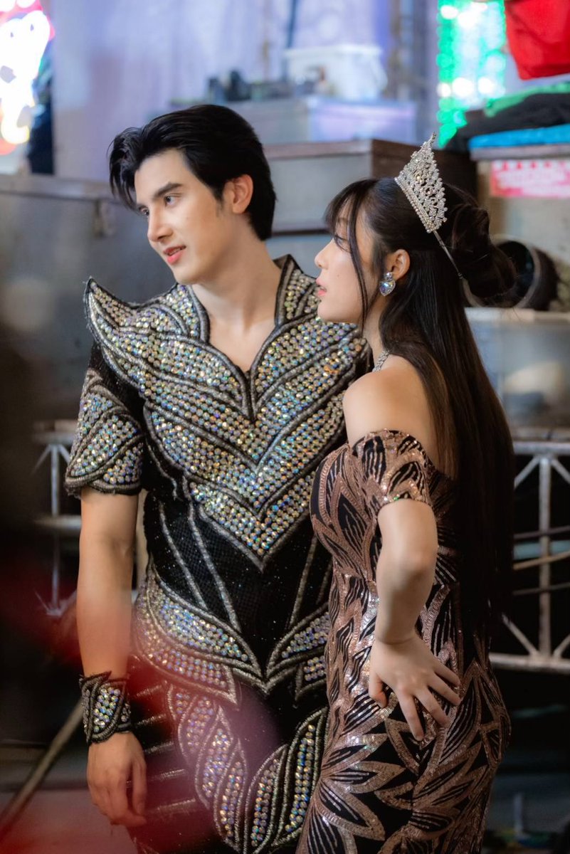 MP_RIGHTHERE's tweet photo. อย่าลืมมาดูพระรองคนนี้นะคับ 🫣✨

คืนนี้ ซีรีส์ ‘เพชรประกาย’ ตอนที่ 12 💎✨
เวลา 19.00 น. รับชมได้ที่ #TrueVisionsNOW ที่เดียว

💎โหลดแอปที่
https://t.co/PhJMCNuLzq

#เพชรประกายซีรีส์
#BLINGBLINGTHESERIES
#COPYABANGKOK
#MARKPOOM https://t.co/LTf17sTBoH