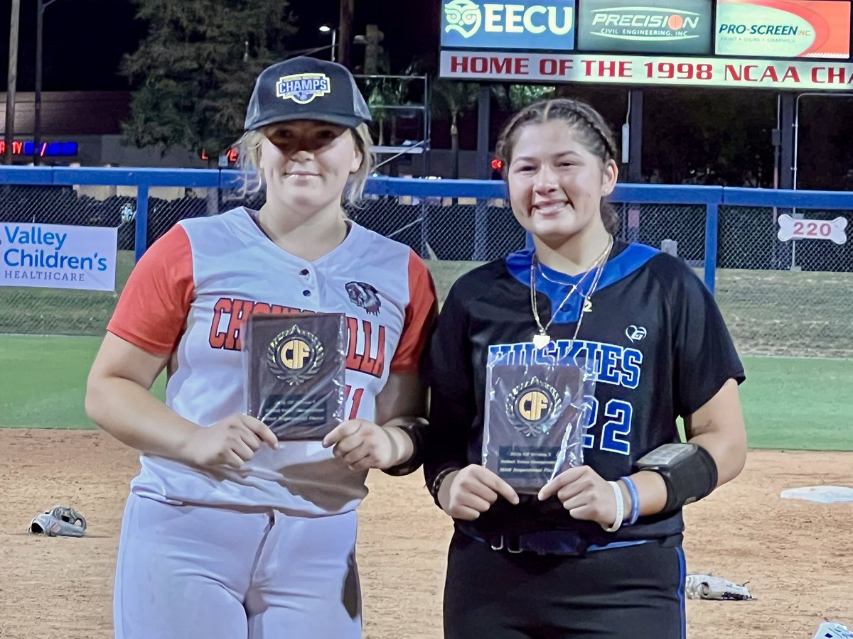 CifCentral's tweet photo. Congratulations to Division III softball champion Chowchilla with an 11-6 victory over Hanford West. 🥎👏🤩 https://t.co/H7Jzv9LpkX