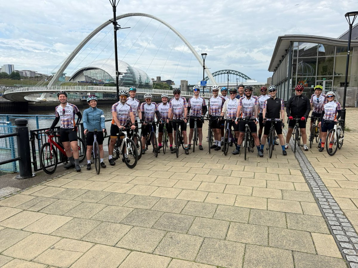 RobCalvert18's tweet photo. Day 1 of the Bike4TUF challenge completed along the beautiful Northumberland coast. Next stop Scotland. Please consider supporting @TUF_tweets

 @benchallacombe @tbivala1 @FolkardSam @benstarmer 

https://t.co/KCznlTlQ6q https://t.co/UaBMLyDQAo