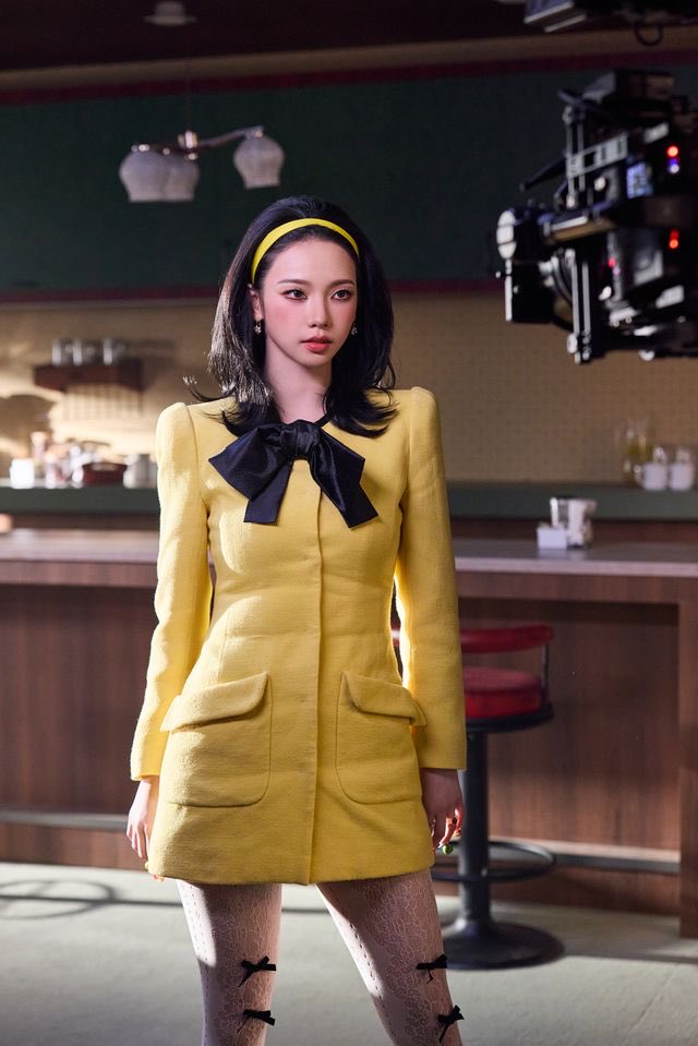 rinafication's tweet photo. she looks good asf https://t.co/bcDco0hTYr