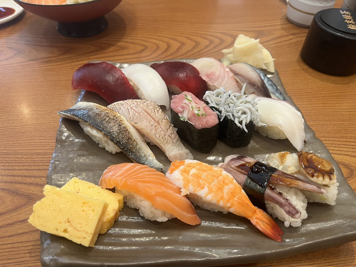 _q4rn's tweet photo. 昼からすいません https://t.co/hAjfE6FGxZ