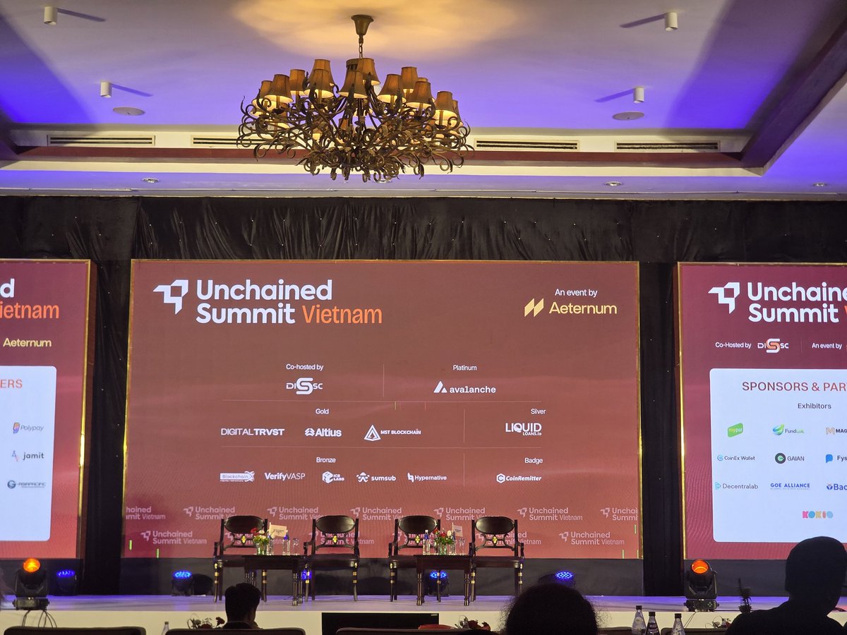 cladjules's tweet photo. At the Unchained Summit in Da Nang, Vietnam. Good to see how Vietnam is embracing Web3 and all those new projects coming live around Stablecoins, RWA, Gaming...

#UnchainedSummit #Vietnam #Web3 https://t.co/gaq5bG5tec