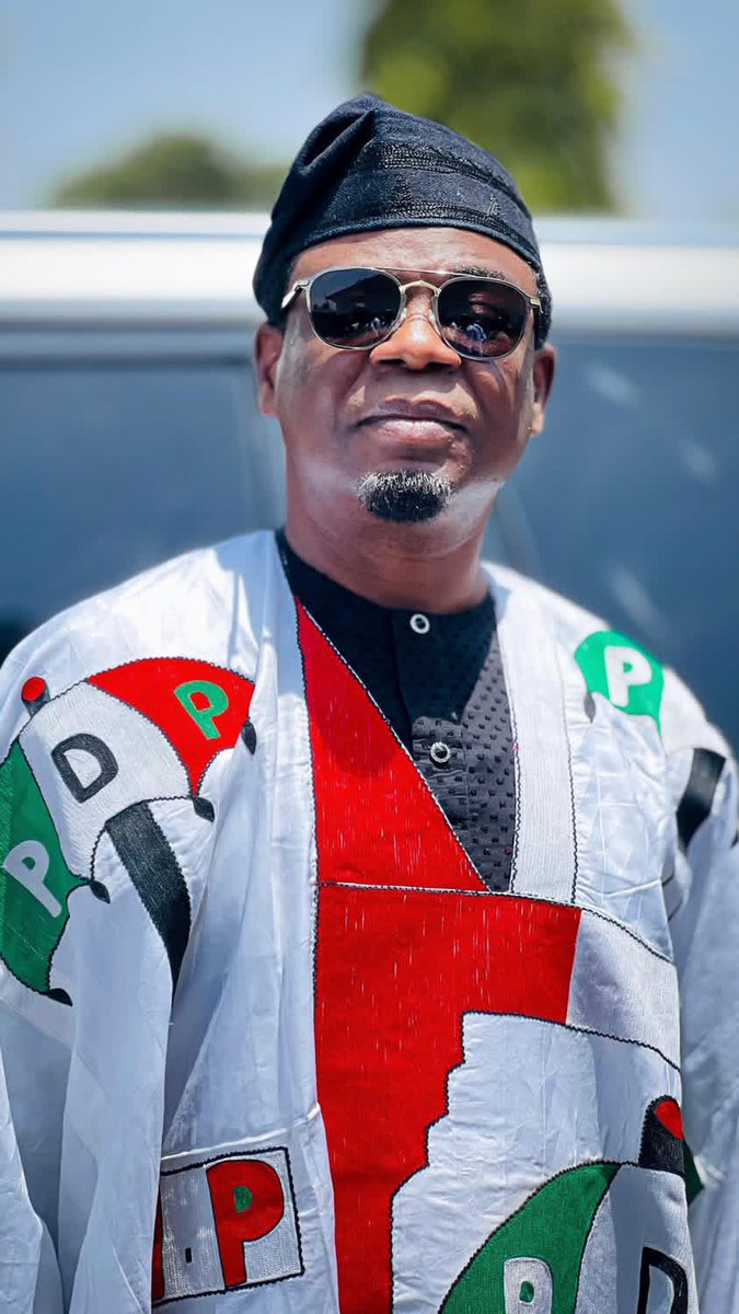 Deenblack_'s tweet photo. A new chapter has emerged in the political landscape of Adamawa State as Maurice Vunobolki selected Dr. Rukaiyya Bashir Ribadu as his Deputy Governorship candidate under the Peoples Democratic Party (PDP).

At just 30 years old, Dr. Ribadu stands out as one of Adamawa State’s finest academic talents,

✅ Ph.D. Mathematics
✅ https://t.co/goTqHGFFBo. Mathematics
✅ https://t.co/lzYtIe7Sy6. Mathematics 
All (First Class Honors).

What’s your take on this ????