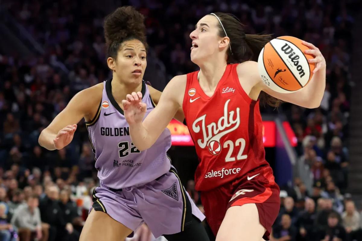 nypost's tweet photo. Caitlin Clark sets assist record in Fever's loss to Valkyries https://t.co/6fdkKrVkBQ https://t.co/swh3BHRs2o