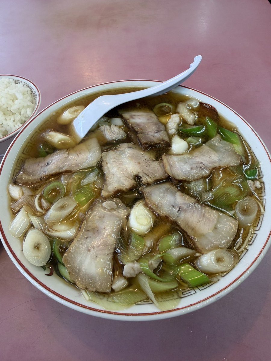 oempureleaf's tweet photo. 昼活しました🌱

珍達そばを食べました🍜

半ライス付けました🍚

僕は悪い子👿

#珍達そば
#ラーメン
#秩父
#SnowMan
#バナナマン https://t.co/DApDThJIn6