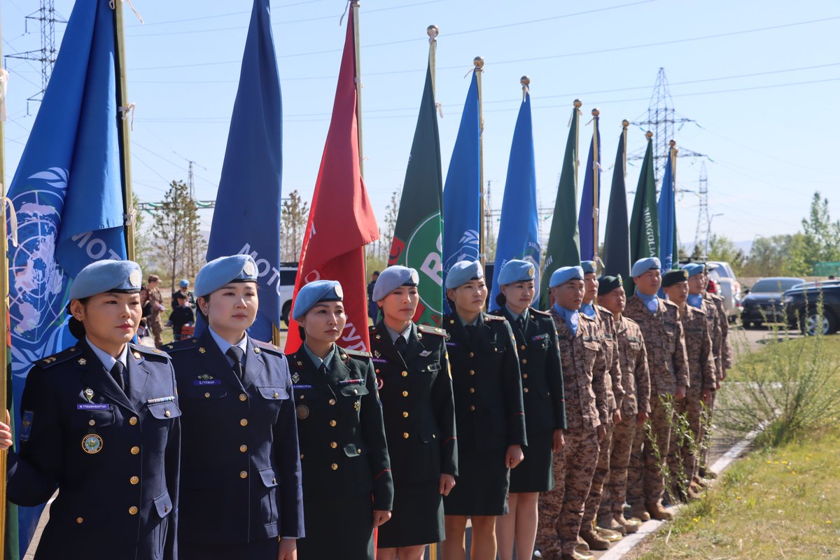 unmongolia's tweet photo. 🇺🇳The UN Resident Coordinator was pleased to join the commemoration of the International Day of UN Peacekeepers, honouring Mongolia’s peacekeepers for their service and dedication to peace.

@UNPeacekeeping 
#InvestinPeace https://t.co/EjKLmYitAg