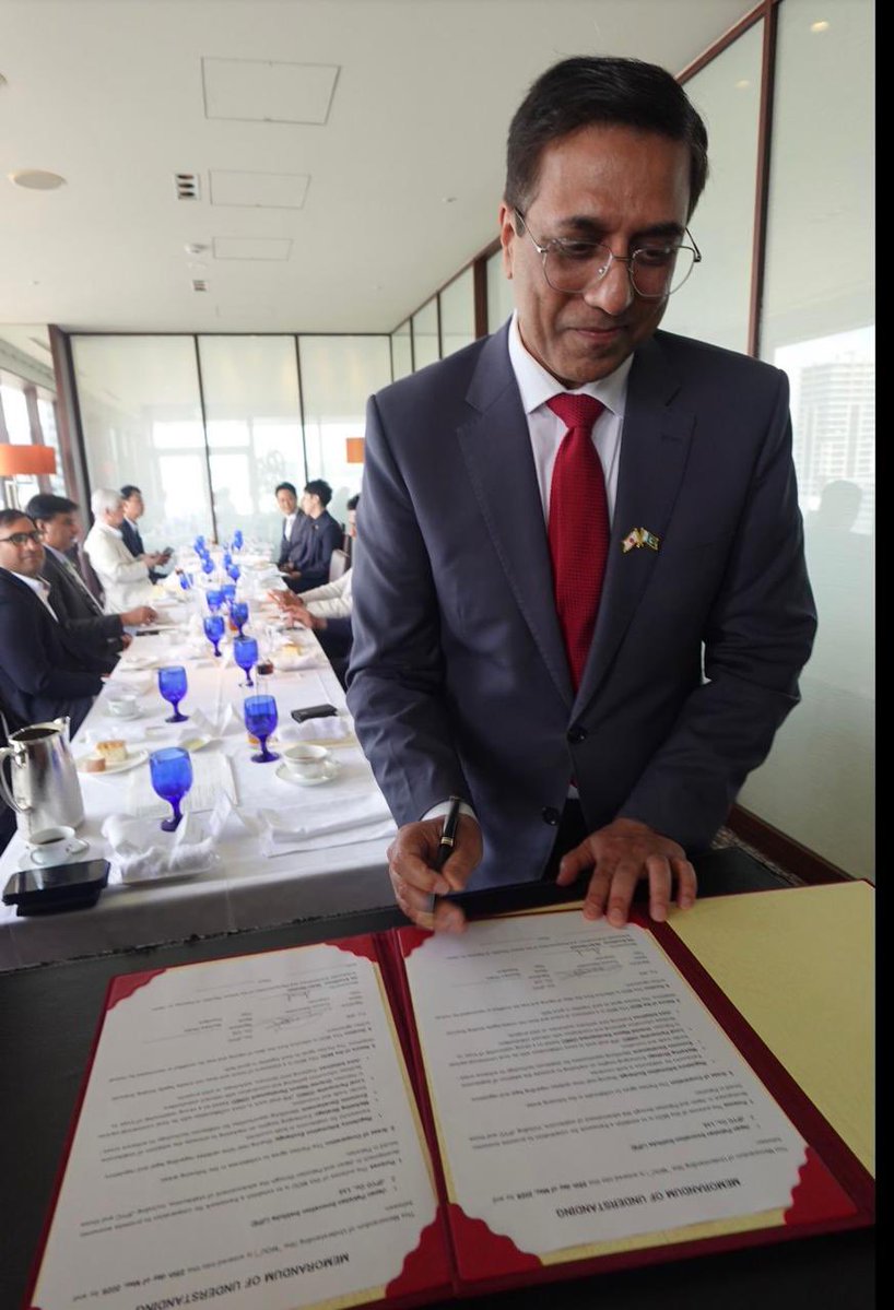 PakinJapan's tweet photo. Ambassador Abdul Hameed attended the Japan Pakistan Innovation Institute (JPII) Shizuoka Connect Networking Lunch. The session brought together representatives from business, innovation, community and institutional circles.

#PakistanJapan #Shizuoka
#BusinessLinkages

アブドゥル・ハミード大使は、日パキスタンイノベーション機構（JPII）静岡コネクトネットワーキングランチに出席しました。この会合には、ビジネス、イノベーション、地域社会、各種機関の代表者が集まりました。

#PakistanJapan #Shizuoka
#BusinessLinkages