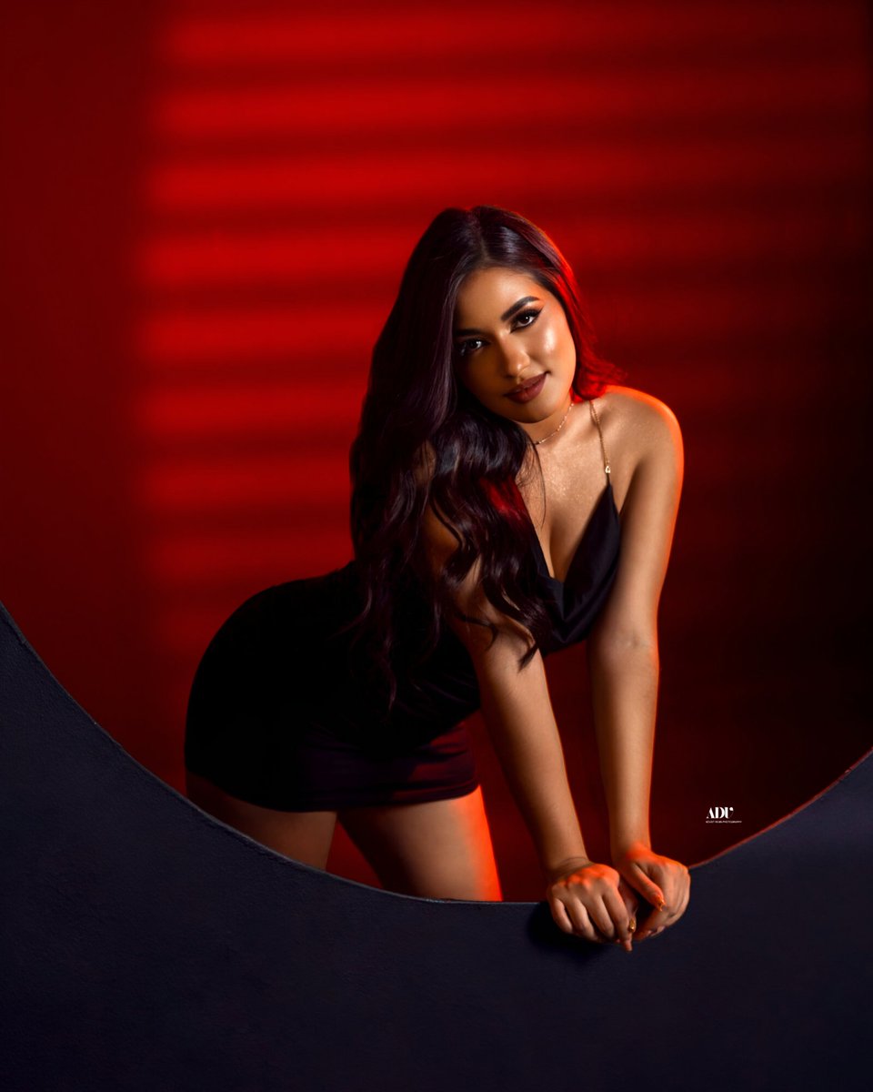 advait_boudoir's tweet photo. Photography @advait_boudoir
#indianmodels #indianhot #hotindian #indianboudoir https://t.co/Cs3lj4SssV