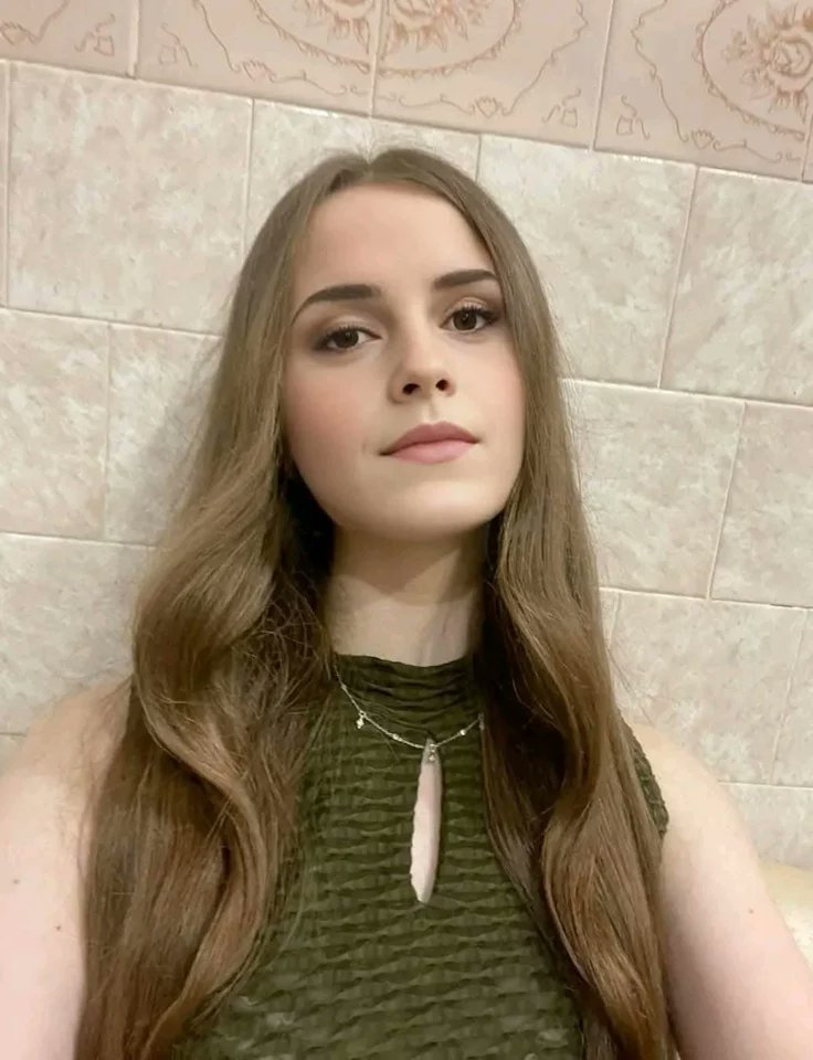 Emma Watson tweet media