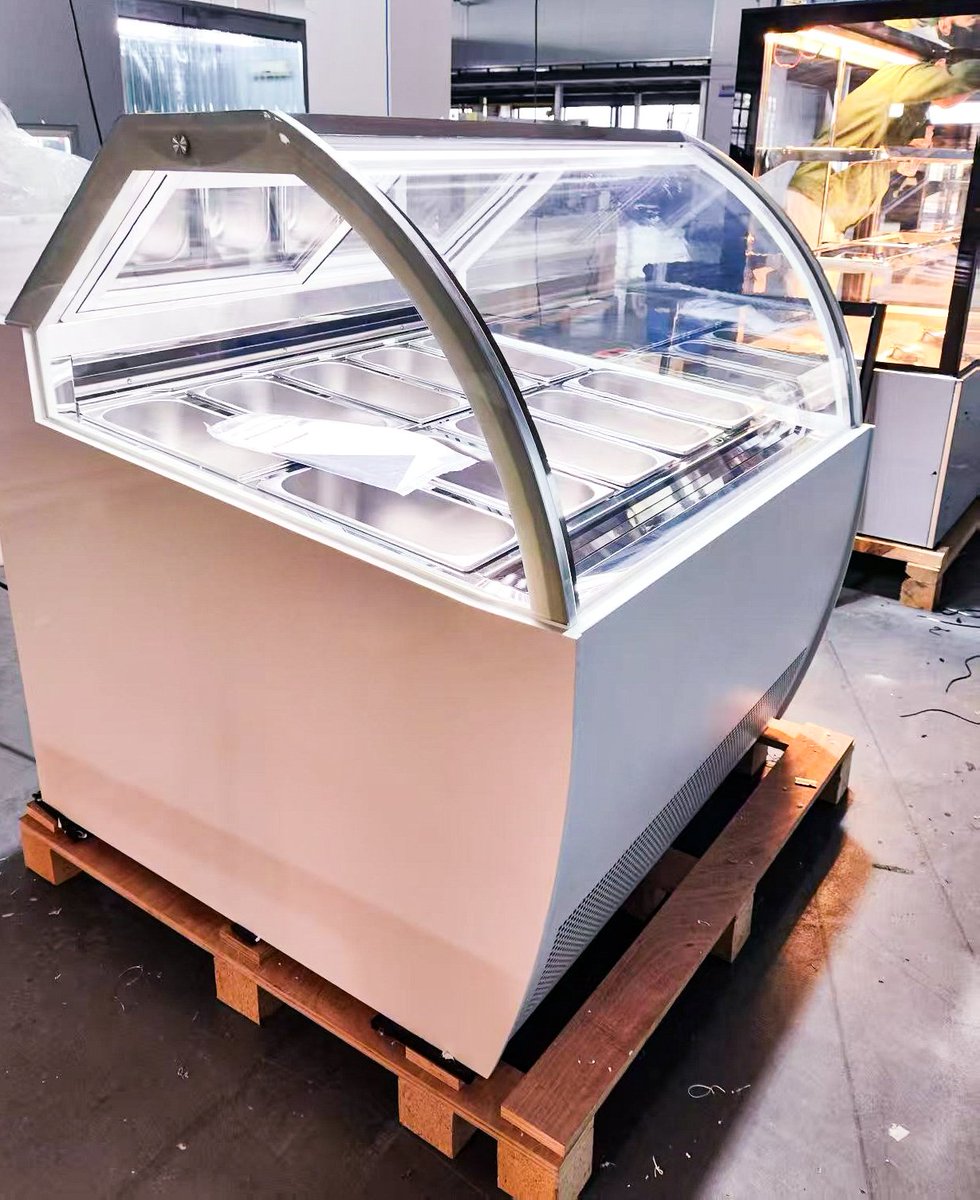 CUC_GROUP's tweet photo. #commercialrefrigeration #refrigeracioncomercial #refrigeração   #uprightcooler #commercialrefrigerator  #islandfreezer #chestfreezer #deepfreezer #uprightfreezer #commercialkitchen #backbarfreezer #backbarcooler #displayfreezer #gelatoshowcase #displayrefrigerator https://t.co/Rh3o1x2UGy