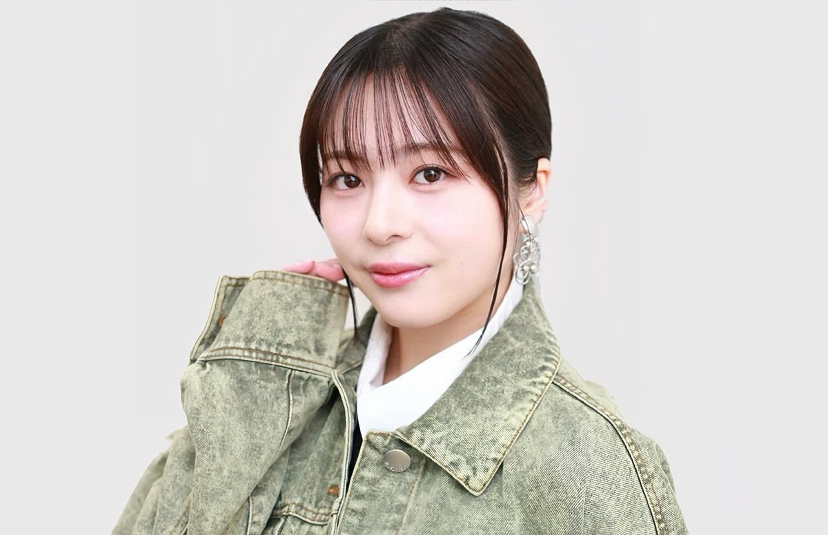 takeuchiyume's tweet photo. 私の人生と、ミュージカル『GHOST』について沢山おしゃべりさせていただきました！🙇‍♀️
是非ご覧くださいませ✌︎✌︎
＠Deview_staff 
https://t.co/jVYqKG1JPj https://t.co/SV9tV3ithT