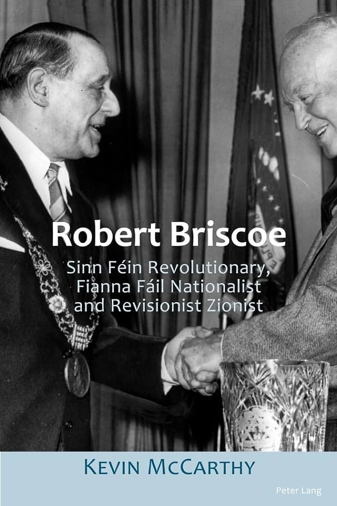 lorraineelizab6's tweet photo. Robert Emmet Briscoe (25 Sept 1894 #Dublin-29 May 1969). Dispatched by Michael Collins to Germany; oversaw arms purchase; Ballinasloe import–export firm, IRA front! Fianna Fáil; 1st Jewish TD 38 years! Lord Major of Dublin. WW2, lobbied for Jewish refugees https://t.co/WM8n3dFjnr https://t.co/V9M0wZG6vU
