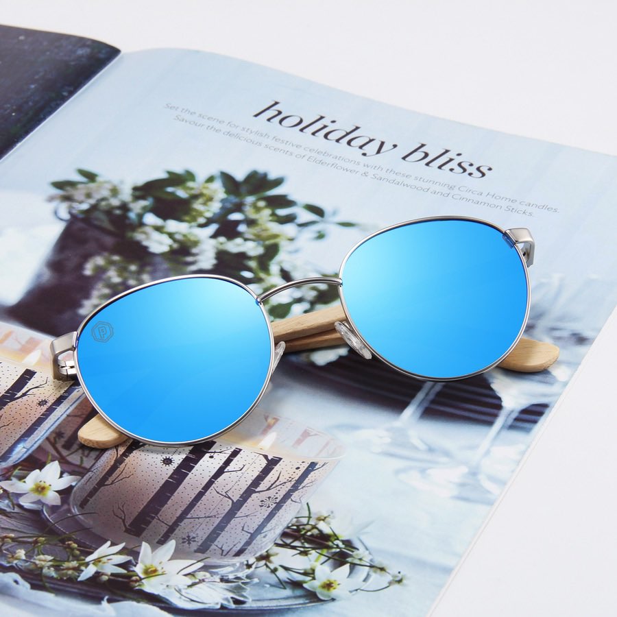 glarearmani's tweet photo. @wekesa_amos @_GL_Collection Product: Wood Shades 🕶️🍀🍀

Shield your eyes and elevate your look with a pair of high-quality sunglasses that provide both function and fashion. ☀️🏝️

Price:65,000ugx  {Discount price}

WhatsApp:0707267566/@glarearmani 

Deliveries can be made https://t.co/NUsdFLZ4CD