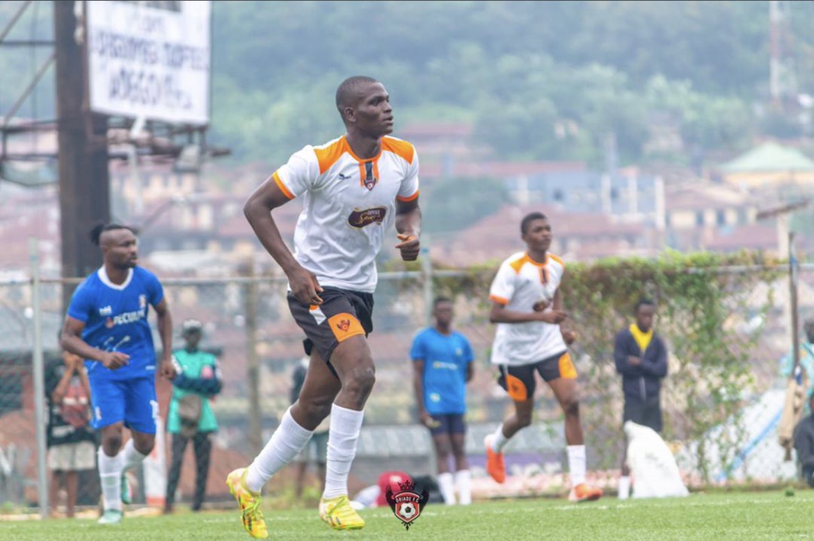 OriadeFC's tweet photo. After some couple weeks break
We get back to action
#FullyNready4Greatness

#HigherWeFly https://t.co/jxy4vlKV9y