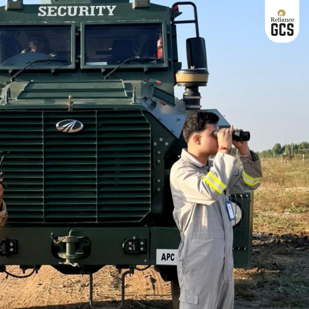 RelianceGCS's tweet photo. On the ground. On the move. Always alert.
On foot patrols or in ATVs, constant vigilance is the norm at #RelianceGCS.

Team #RelianceGCS 
Pushing limits, 
Redefining boundaries 

#Patrolling #SecurityOfficer #CorporateSecurity
#SecurityFirst #BeyondLimits 

@ril_updates https://t.co/fX21tBoPHH